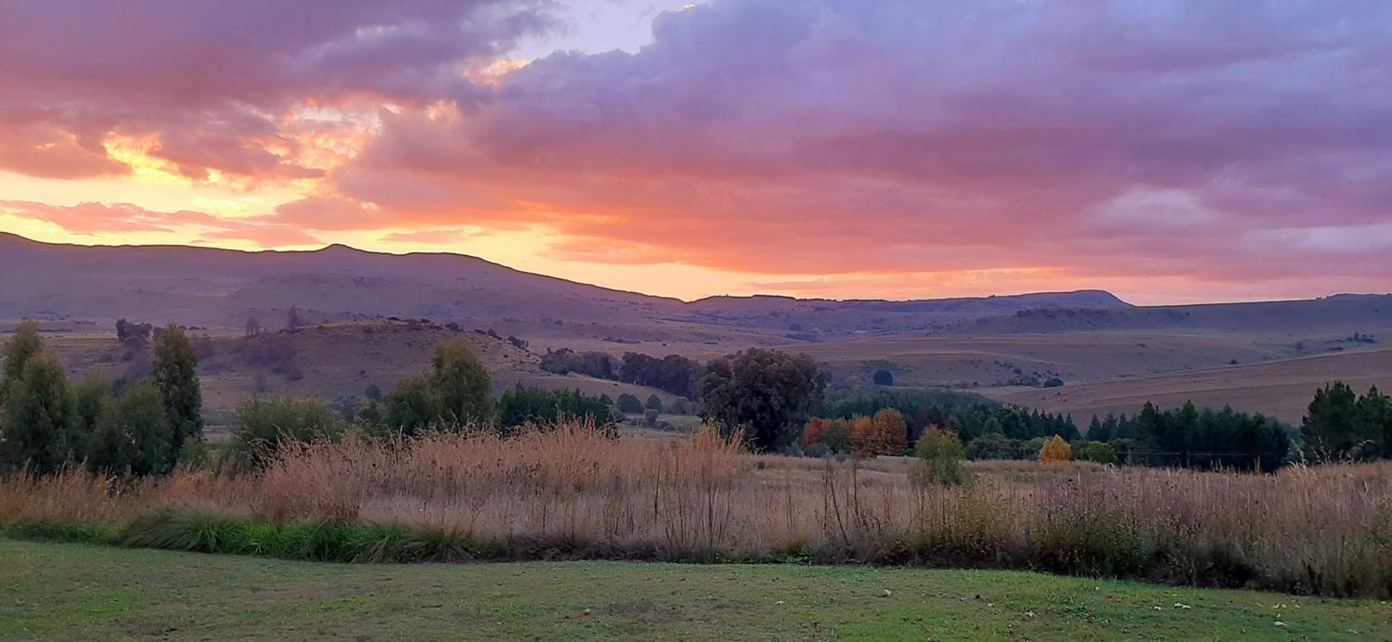 Schaefers' Halt Hotel Dullstroom Buitenkant foto