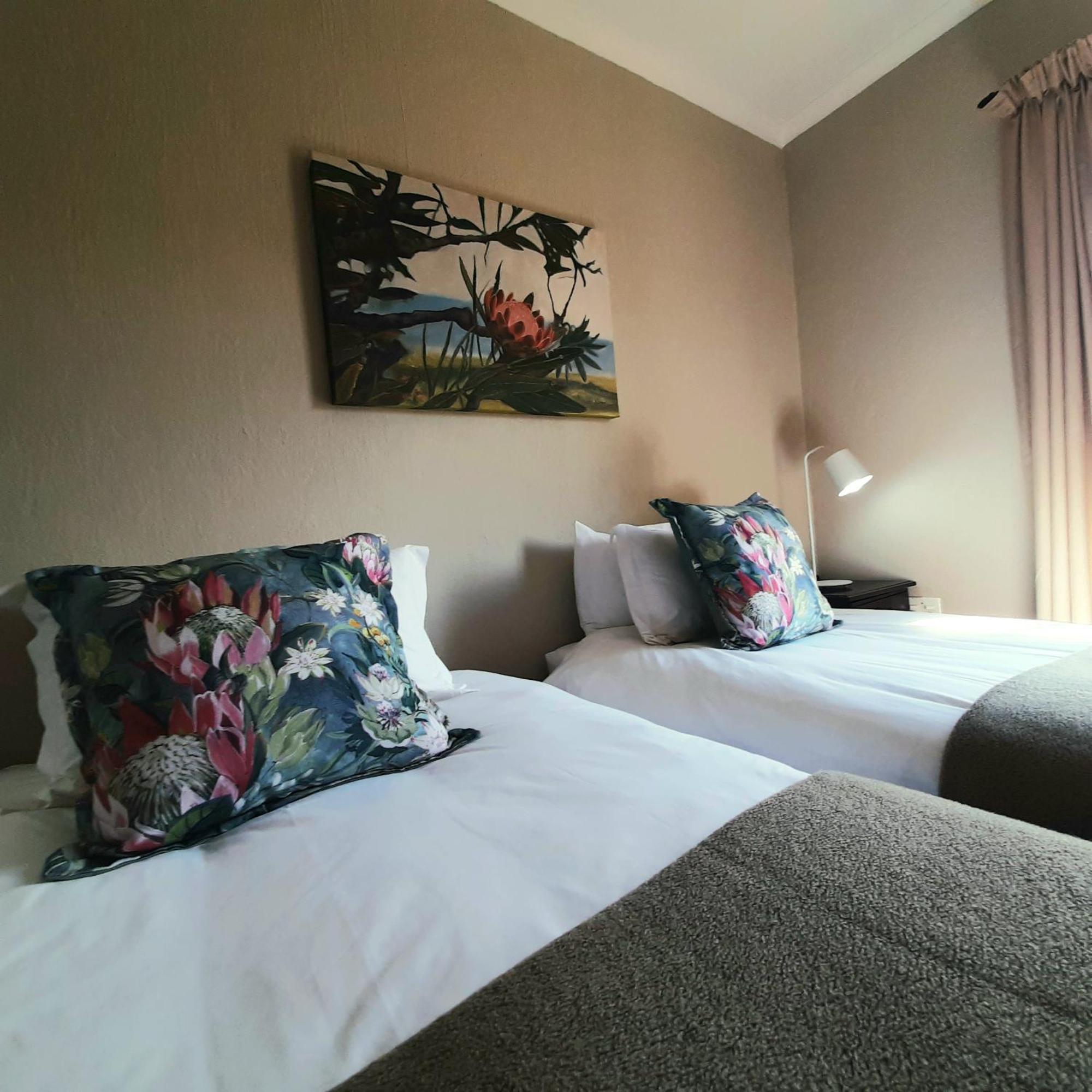 Schaefers' Halt Hotel Dullstroom Buitenkant foto