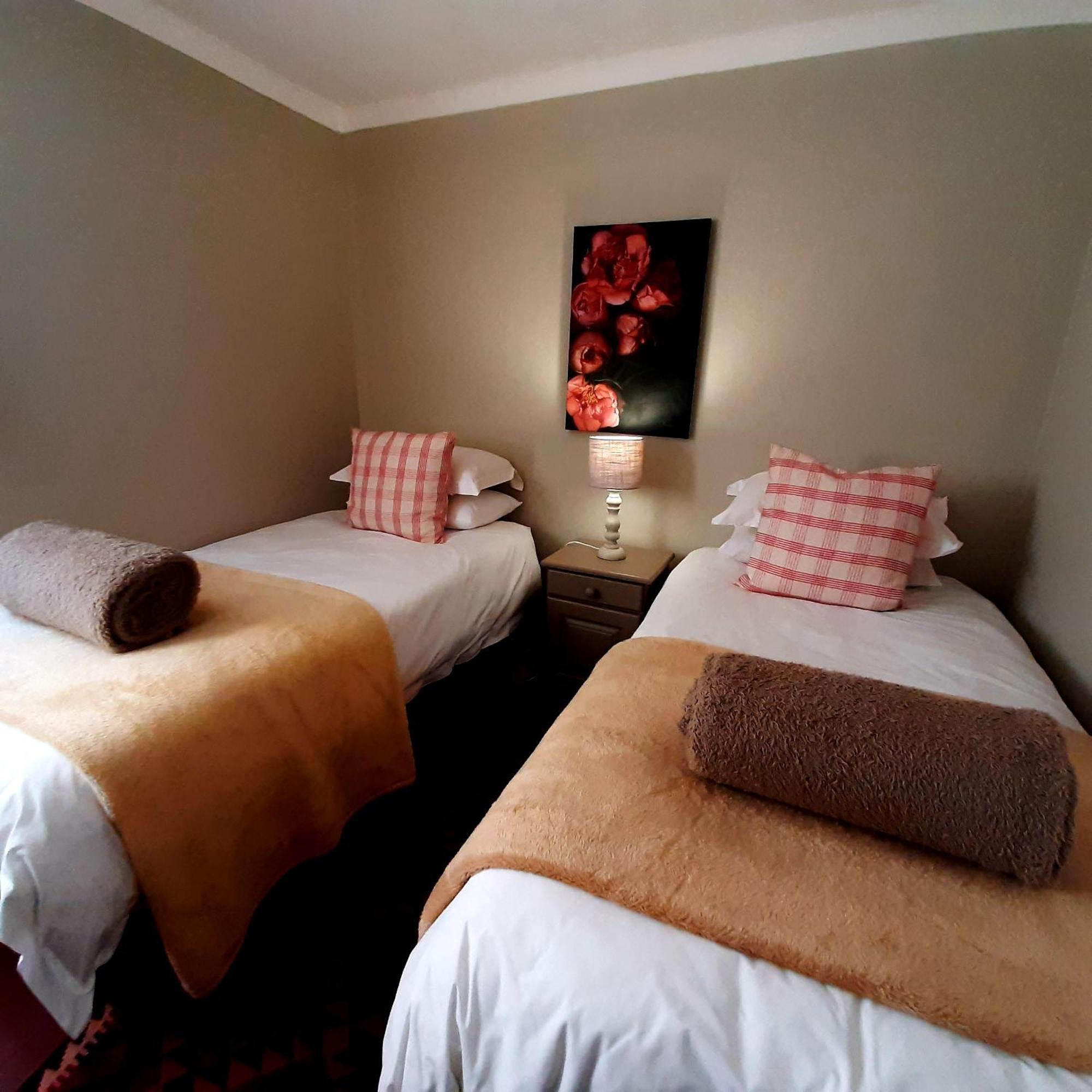 Schaefers' Halt Hotel Dullstroom Buitenkant foto